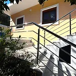 Σπίτι διακοπών S&f - Seaview Getaway House Vlorë