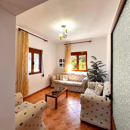 Nyaraló S&f - Seaview Getaway House