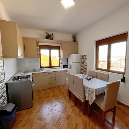 Hébergement de vacances S&f - Seaview Getaway House Vlorë