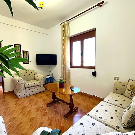 Nyaraló S&f - Seaview Getaway House