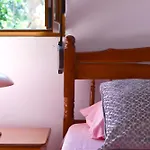 S&f - Seaview Getaway House