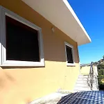 S&f - Seaview Getaway House Vlorë