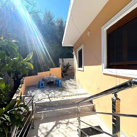 S&f - Seaview Getaway House *
